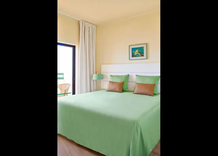 Apartment Amazing 2 Bedroom In Albufeira