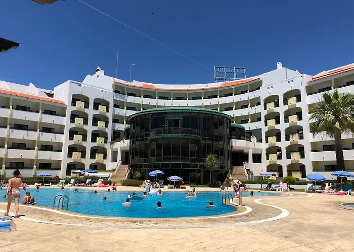 Apartment Amazing 2 Bedroom In 3*