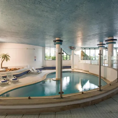 Amazing 2 Bedroom In *